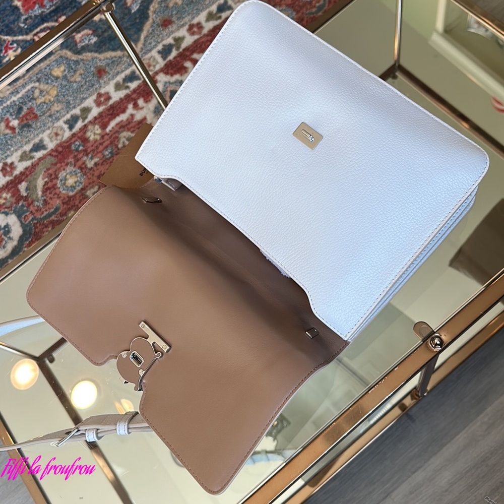 Authentic Burberry bag - Picture 9 of 16